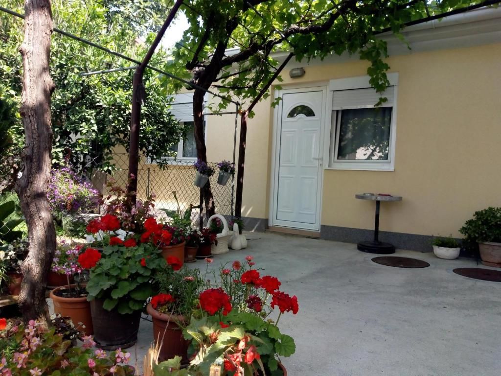 Апартаменты Apartman Lora Будва-34